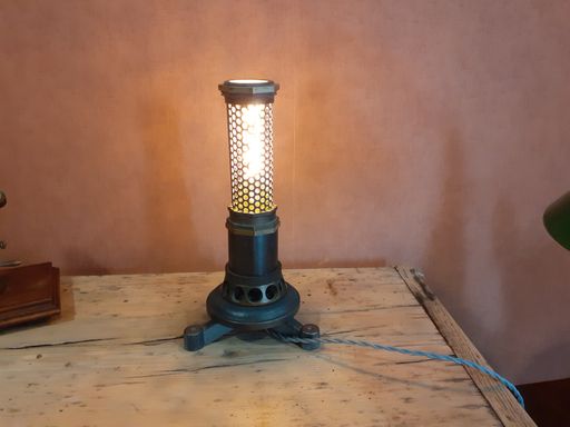création lampe steampunk tripode