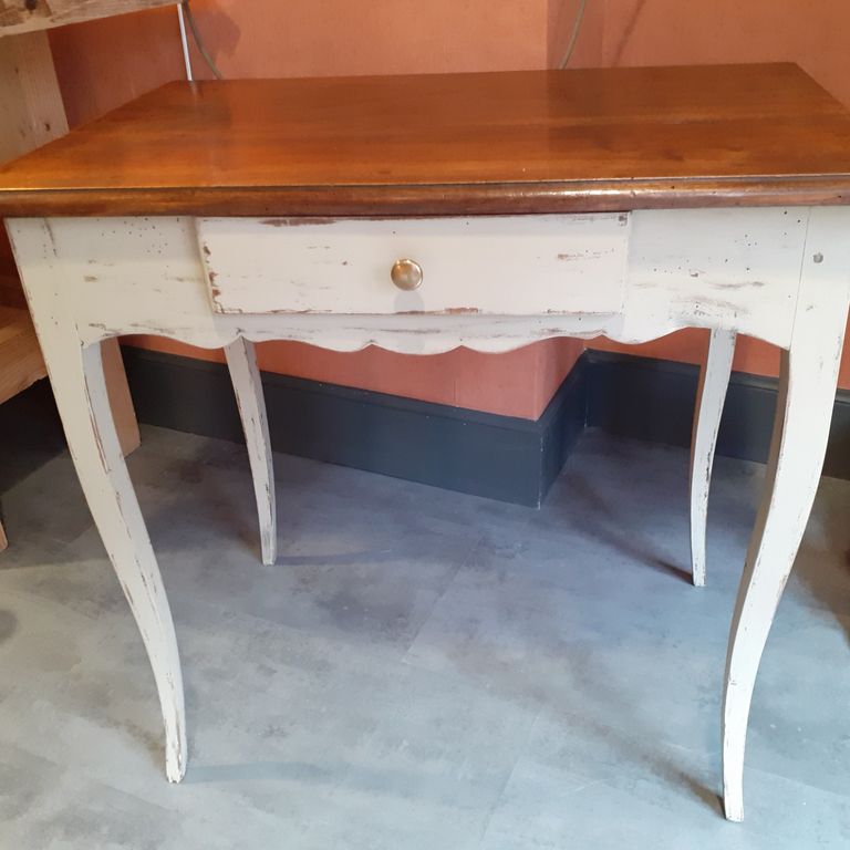 ancienne table de milieu bois naturel et patine 